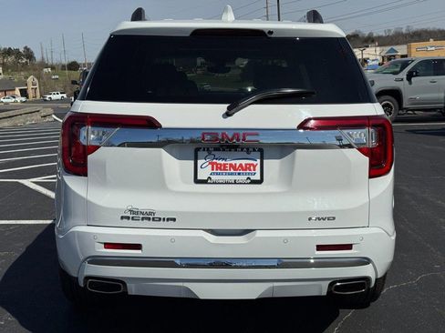 Used 2022 GMC Acadia Denali w/ Denali Technology Package image 5