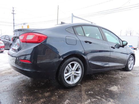 Used 2016 Chevrolet Cruze LS image 2
