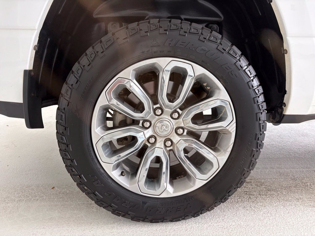 Used 2023 RAM 1500 Laramie AWD/4WD image 22