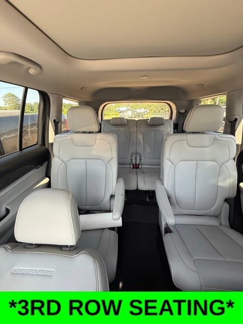 Used 2023 Jeep Grand Cherokee L Overland AWD/4WD image 4