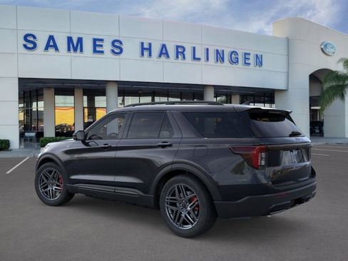 New 2026 Ford Explorer ST-Line w/ ST-Line Street Pack RWD image 4