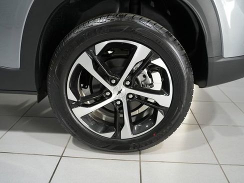 New 2026 Chevrolet Trax RS w/ Driver Confidence Package image 8