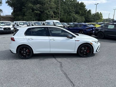 Used 2024 Volkswagen GTI SE FWD image 8