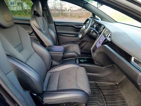 Used 2017 Tesla Model X 100D AWD/4WD image 35