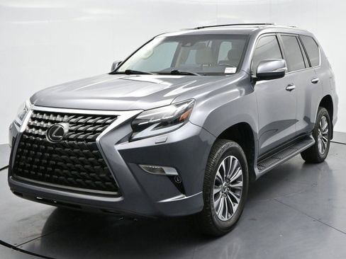 Used 2023 Lexus GX 460 Luxury AWD/4WD image 3