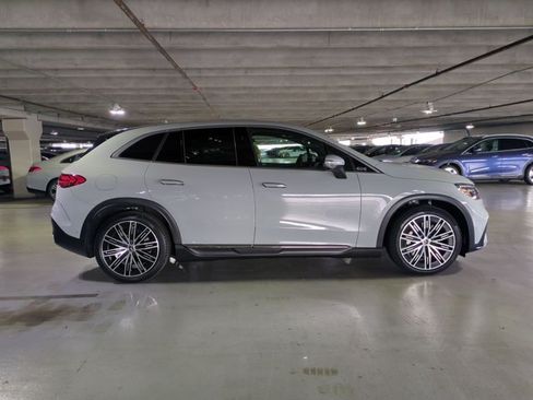 Used 2023 Mercedes-Benz EQE 350+ 4MATIC SUV image 4