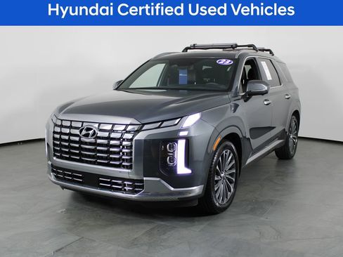 Used 2023 Hyundai Palisade Calligraphy w/ Cargo Package image 2