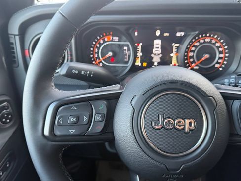 New 2026 Jeep Wrangler Unlimited Rubicon AWD/4WD image 16