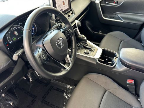 Certified 2025 Toyota RAV4 SE AWD/4WD image 10