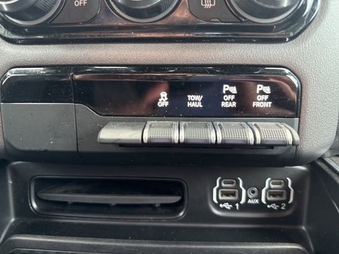 Used 2022 RAM 1500 Big Horn image 37