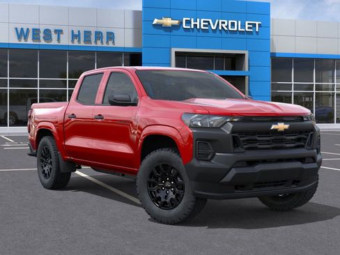 Used 2026 Chevrolet Colorado W/T w/ WT Custom Package AWD/4WD image 7