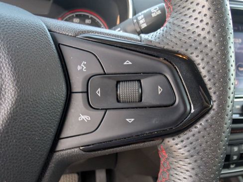 Used 2022 Chevrolet TrailBlazer RS w/ Sun and Liftgate Package FWD image 25