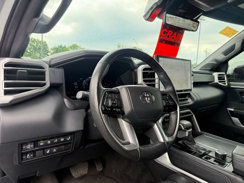 Used 2024 Toyota Tundra Platinum AWD/4WD image 10