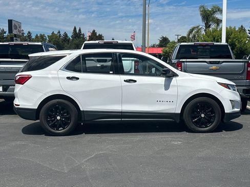Used 2019 Chevrolet Equinox LT FWD image 4