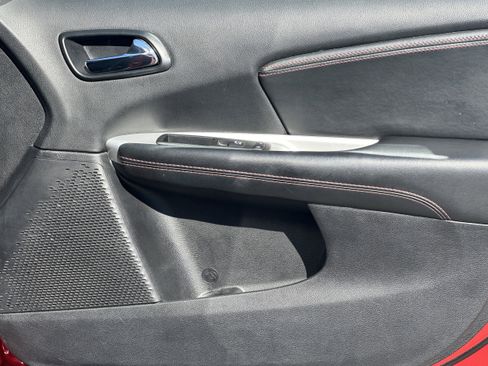 Used 2019 Dodge Journey GT image 14