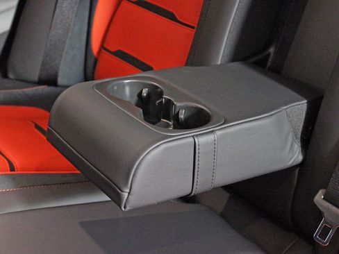 Certified 2026 Mercedes-Benz GLE 53 AMG 4MATIC image 30