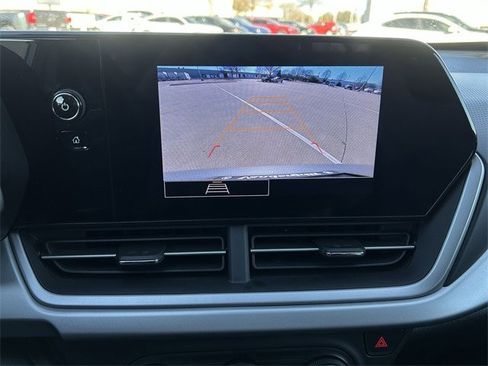 Used 2025 Chevrolet Trax RS image 19
