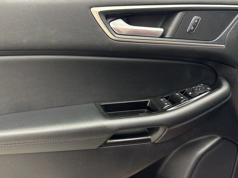Used 2019 Ford Edge SEL w/ Equipment Group 201A FWD image 36
