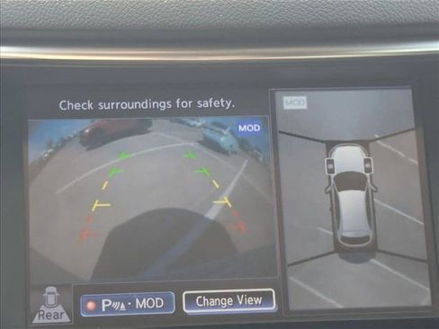 Used 2017 INFINITI QX70 AWD w/ Premium Package image 10