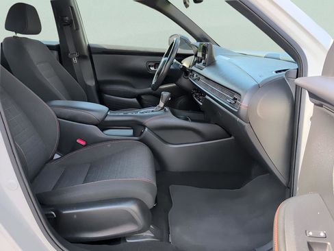 Certified 2023 Honda HR-V Sport image 33