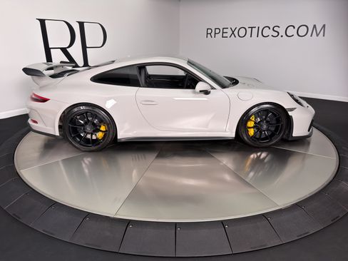 Used 2018 Porsche 911 GT3 RWD image 10