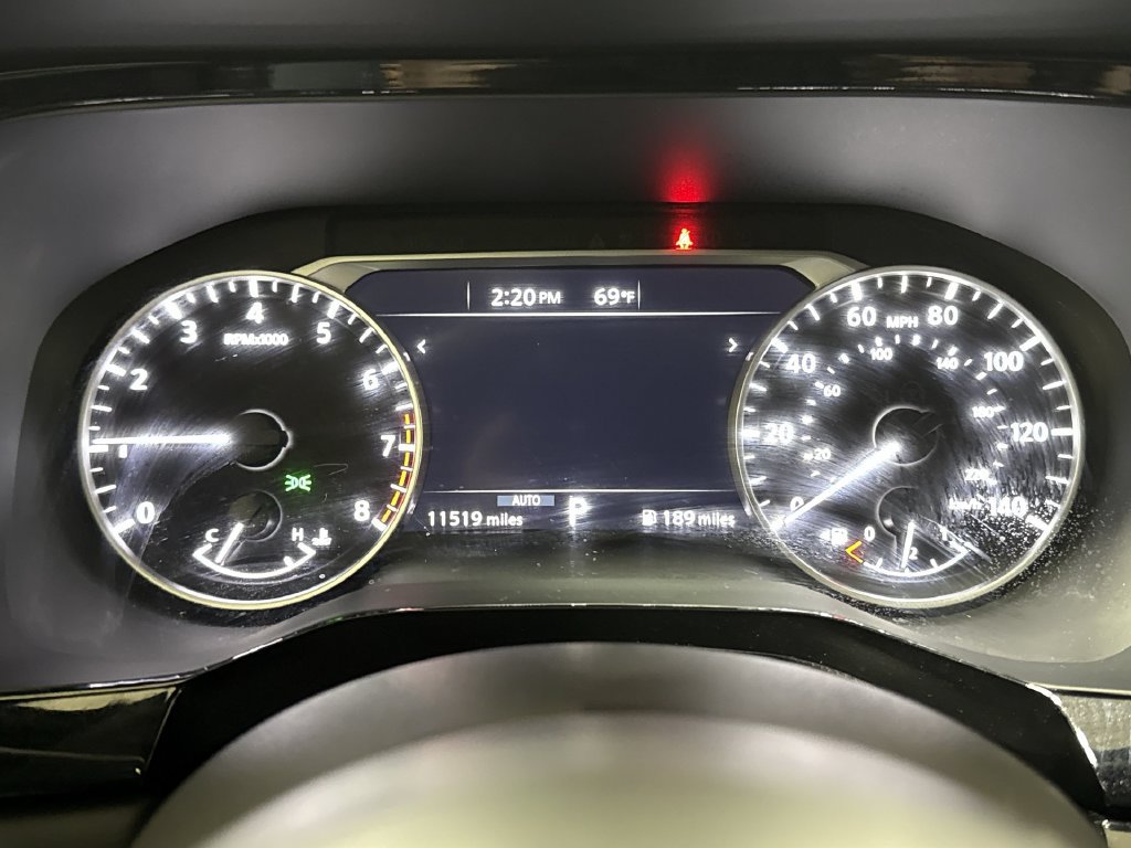 Used 2025 Nissan Pathfinder Rock Creek AWD/4WD image 12