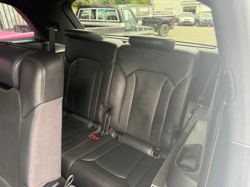 Used 2017 Audi Q7 3.0T Premium Plus AWD/4WD image 16