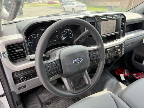 New 2024 Ford F550 4x4 Regular Cab Super Duty image 12