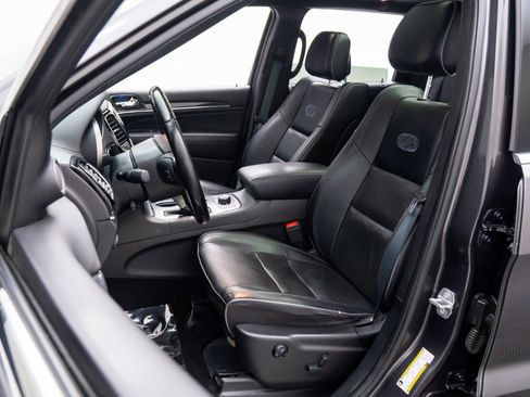 Used 2020 Jeep Grand Cherokee Overland image 15