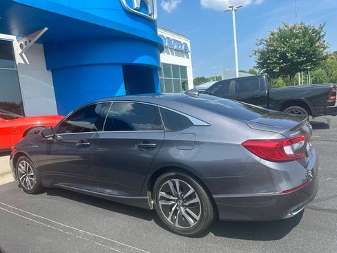 Used 2019 Honda Accord EX image 4