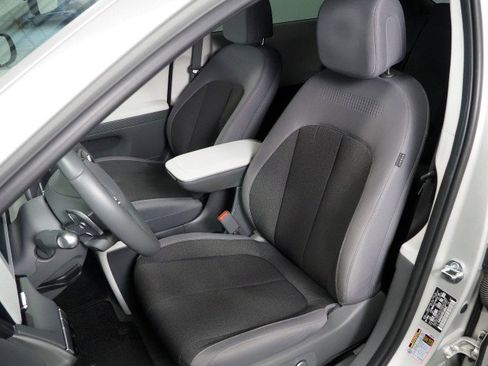 Used 2024 Hyundai Ioniq 5 SEL image 13