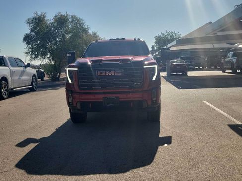 Used 2024 GMC Sierra 2500 AT4 w/ AT4 Preferred Package AWD/4WD image 3