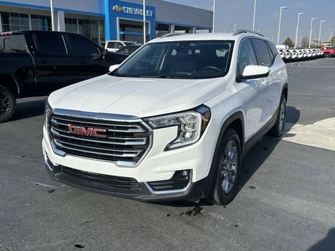 Certified 2024 GMC Terrain SLT image 35