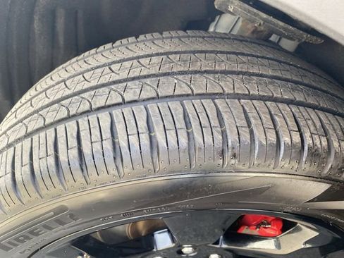 Used 2021 Ford Explorer ST w/ Equipment Group 401A image 14