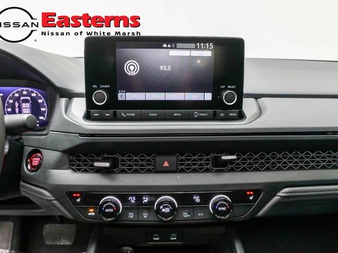 Used 2025 Honda Accord SE image 11