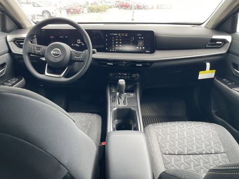 New 2026 Nissan Kicks SV w/ Cold Weather Package image 15