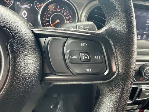 Used 2022 Jeep Wrangler Sport AWD/4WD image 17