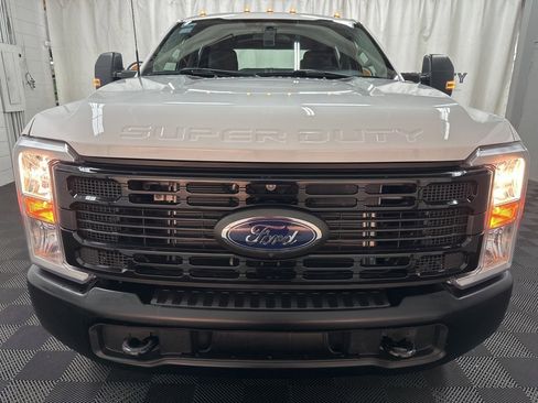 Used 2023 Ford F250 XL w/ 360-Degree Camera Package image 3