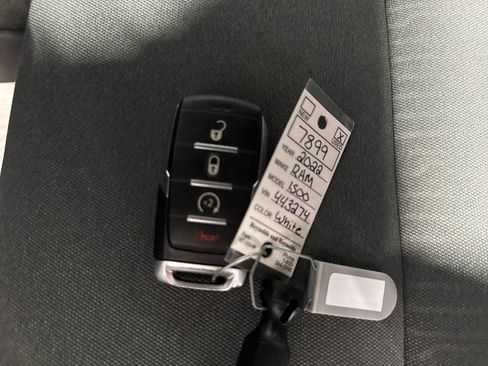 Used 2022 RAM 1500 Big Horn AWD/4WD image 24
