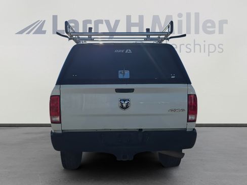 Used 2018 RAM 2500 Tradesman w/ Power & Remote Entry Group image 4