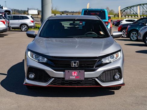 Used 2018 Honda Civic Sport image 3