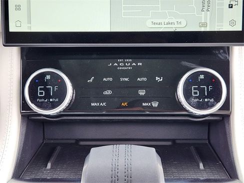 Used 2026 Jaguar F-PACE R-Dynamic S image 15