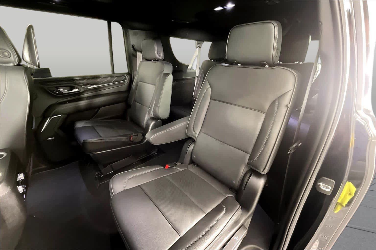 Used 2024 GMC Yukon XL Denali w/ Max Trailering Package AWD/4WD image 18