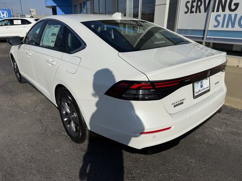 New 2025 Honda Accord EX-L image 14