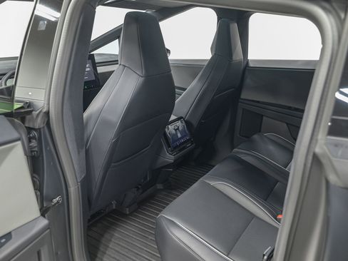 Used 2024 Tesla Cybertruck Cyberbeast AWD/4WD image 21