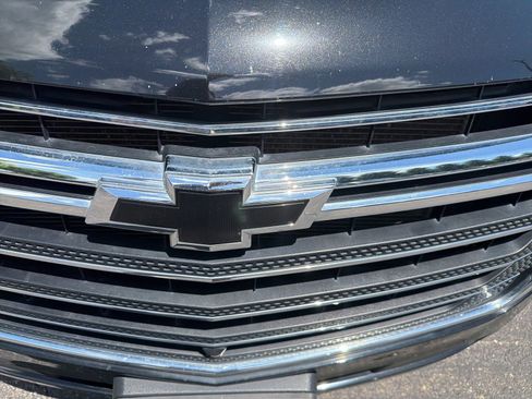 Used 2020 Chevrolet Traverse Premier w/ LPO, Cargo Package AWD/4WD image 36