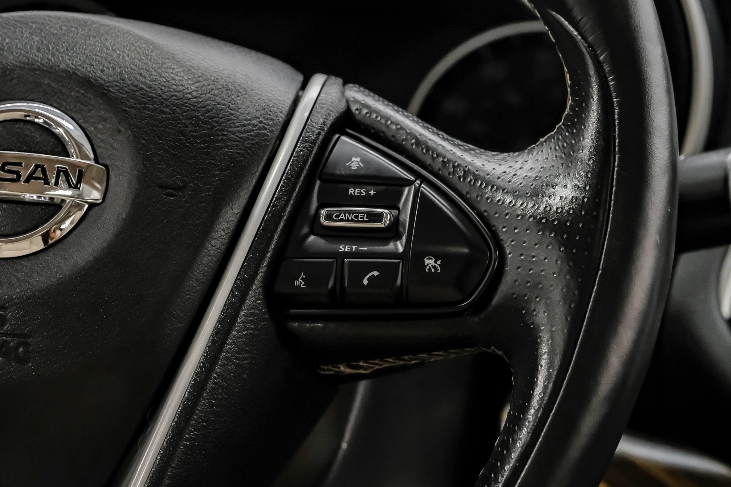 Used 2016 Nissan Maxima Platinum FWD image 18