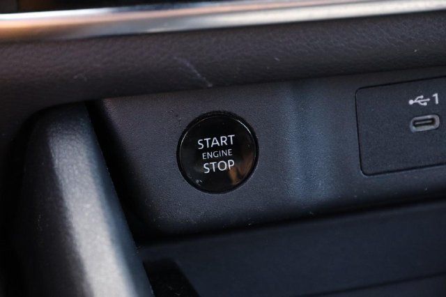 Used 2024 Nissan Rogue S FWD image 14