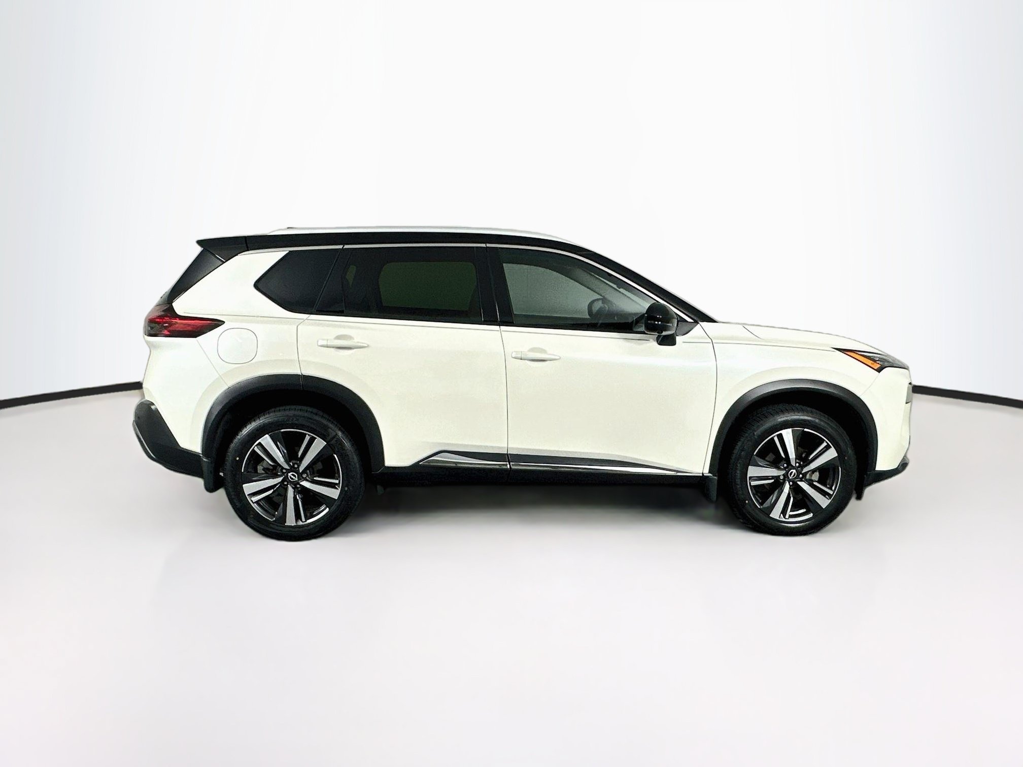 Used 2023 Nissan Rogue SL AWD/4WD image 10
