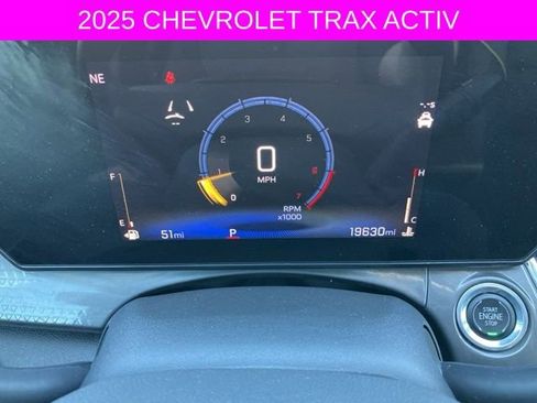 Used 2025 Chevrolet Trax ACTIV w/ Driver Confidence Package image 30